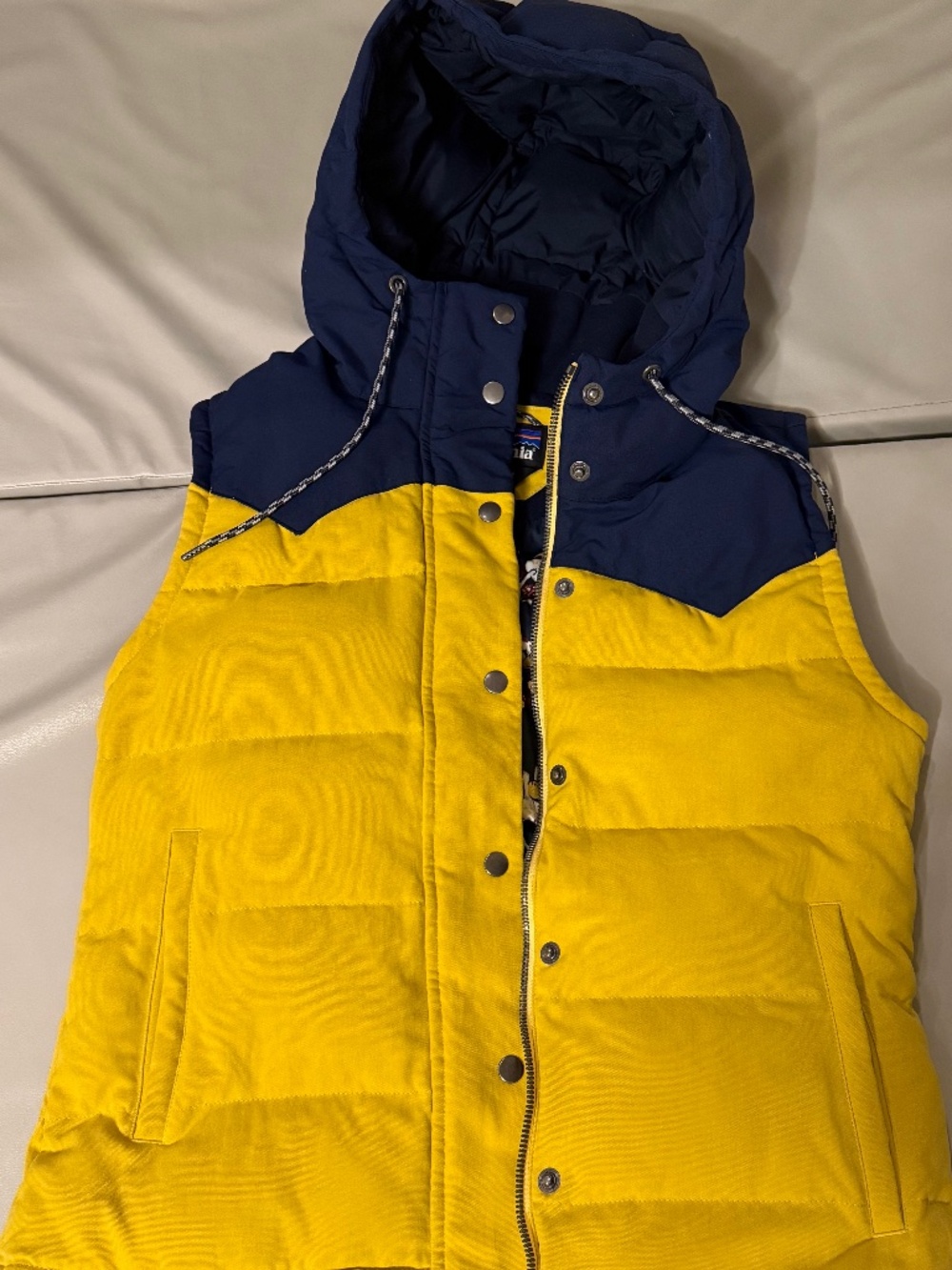 Women's Patagonia Yellow & Blue Down Vest Sz Small